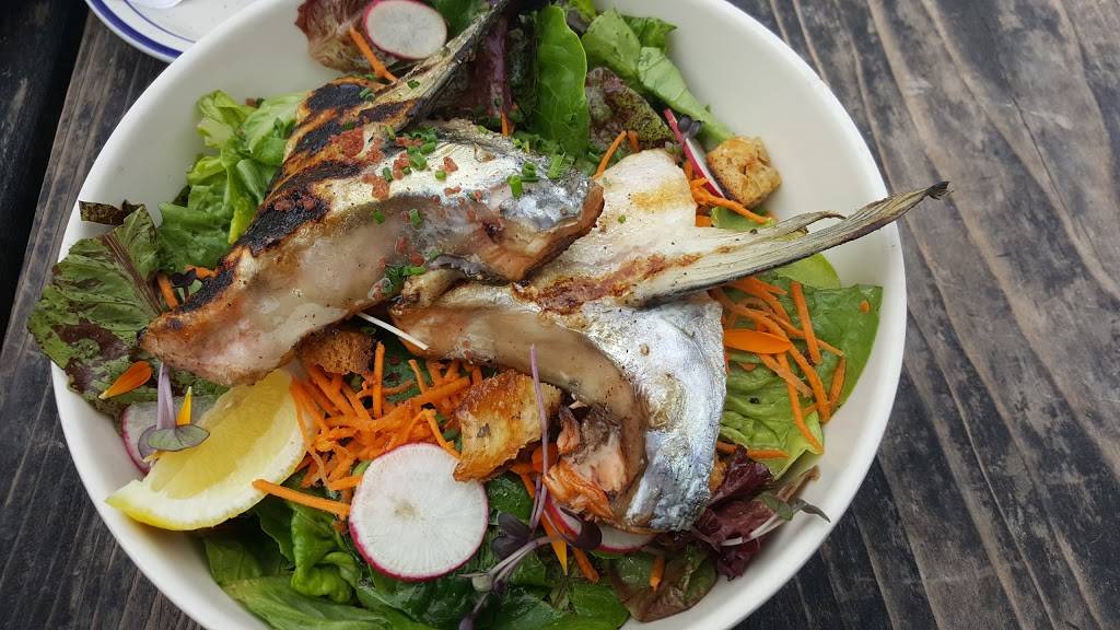 Fish | restaurant | 350 Harbor Dr, Sausalito, CA 94965, USA | 4153313474 OR +1 415-331-3474