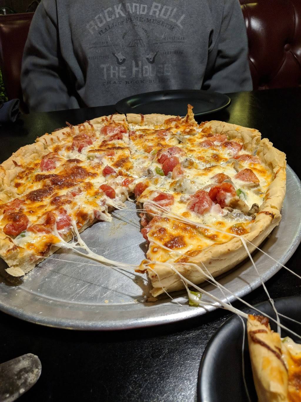 La Gondola Spaghetti House | meal takeaway | 700 E War Memorial Dr, Peoria, IL 61614, USA | 3096880800 OR +1 309-688-0800