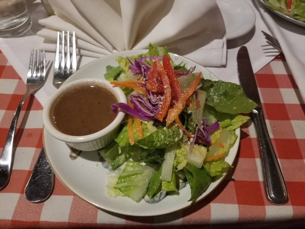 Pinocchios Incredible Italian | restaurant | 1751 Hover St, Longmont, CO 80501, USA | 3038349347 OR +1 303-834-9347