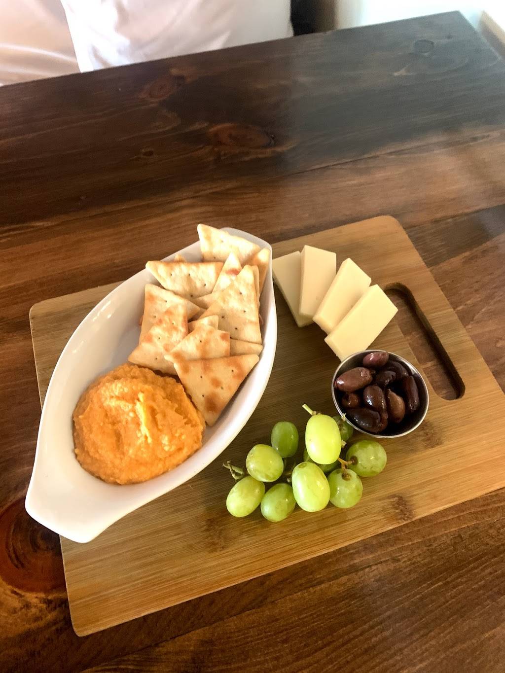 Greens ‘N’ Grains | restaurant | 1 W Genesee St, Baldwinsville, NY 13027, USA | 3153030287 OR +1 315-303-0287