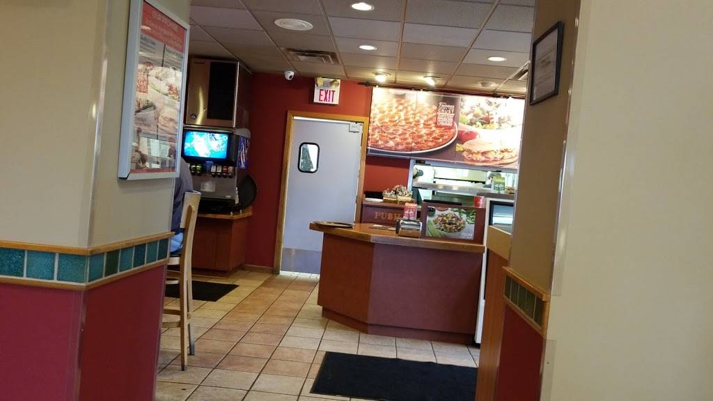 Donatos Pizza | restaurant | 920 W Fair Ave, Lancaster, OH 43130, USA | 7406546444 OR +1 740-654-6444