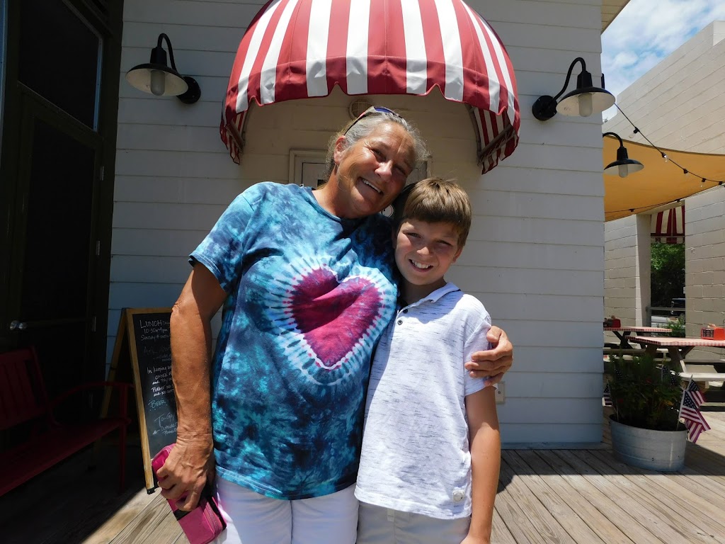 Seagrove Village Market | restaurant | 2976 S County Hwy 395 #6302, Santa Rosa Beach, FL 32459, USA | 8502315736 OR +1 850-231-5736