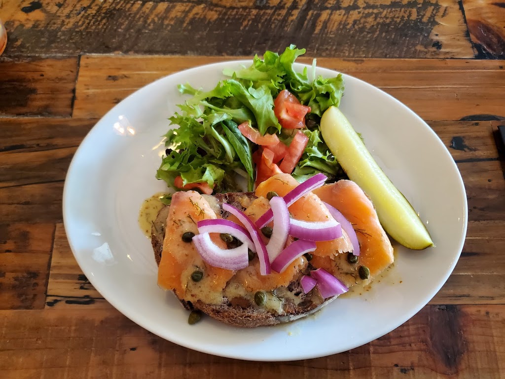 Hoffmans Table | restaurant | 311 S Washington Ave, Titusville, FL 32780, USA | 3214230404 OR +1 321-423-0404