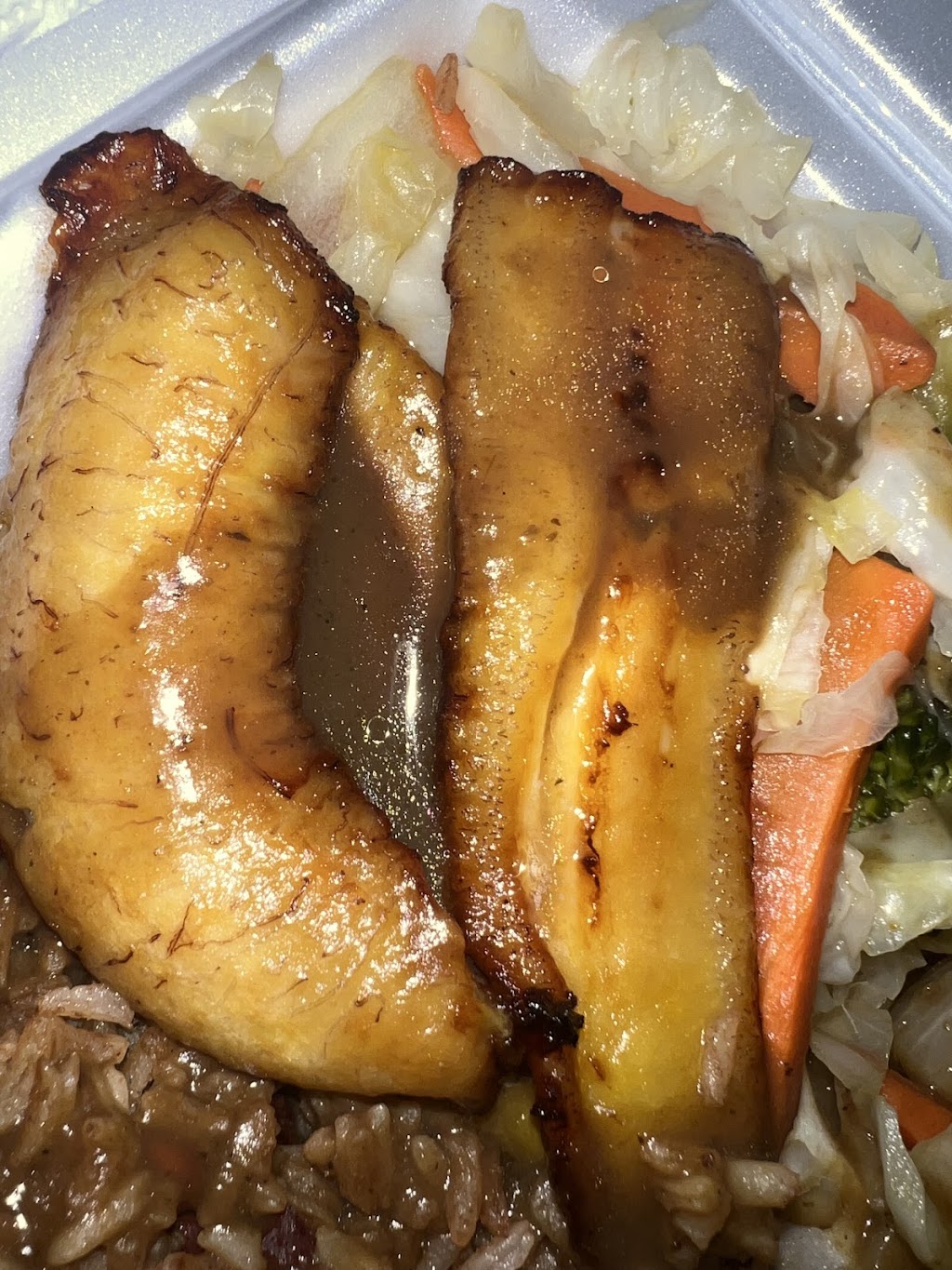 Fire Jerk Grill | restaurant | 119 S Mur-Len Rd, Olathe, KS 66062, USA | 9132838744 OR +1 913-283-8744