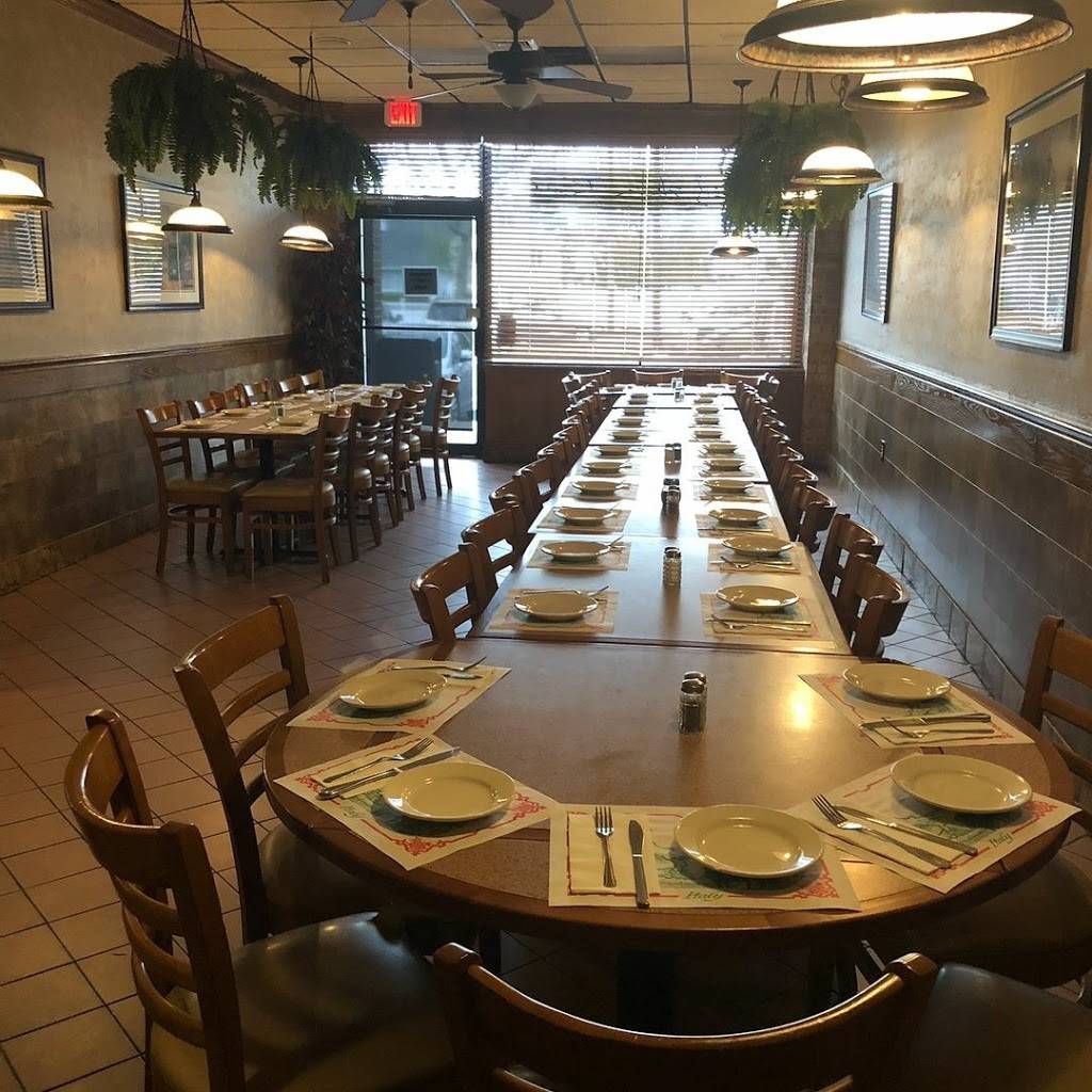 Villa Formia of Oceanside | restaurant | 136 Mott St, Oceanside, NY 11572, USA | 5165365640 OR +1 516-536-5640