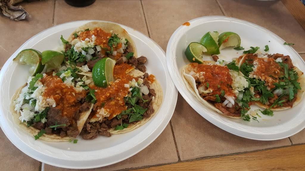 Taquería Cholula | restaurant | 5025 N 67th Ave, Glendale, AZ 85301, USA | 6024832622 OR +1 602-483-2622