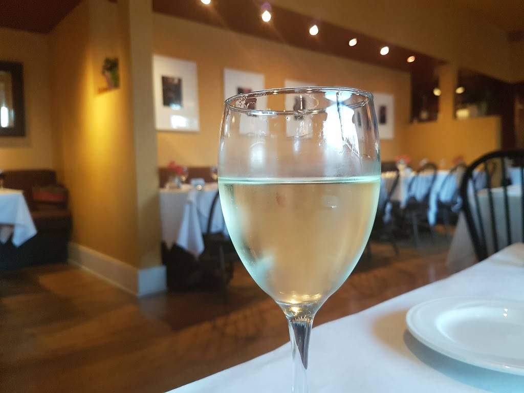 Louies California Bistro | restaurant | 1404 De La Vina St, Santa Barbara, CA 93101, USA | 8059637003 OR +1 805-963-7003