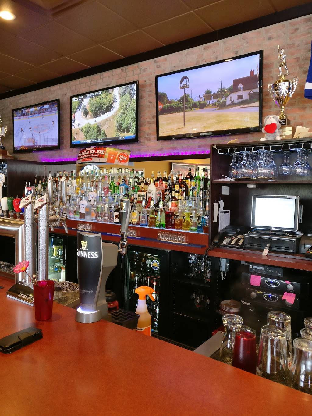 St. Louis Bar & Grill | restaurant | 580 King St W Unit 1, Oshawa, ON L1J 7J1, Canada | 9057287777 OR +1 905-728-7777