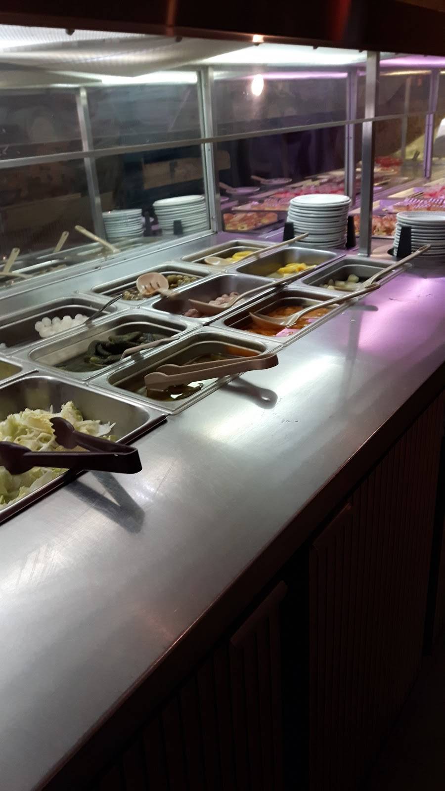 La Maison Pékin | restaurant | 2850 Boulevard de la Concorde E, Laval, QC H7E 2B4, Canada | 4506675750 OR +1 450-667-5750