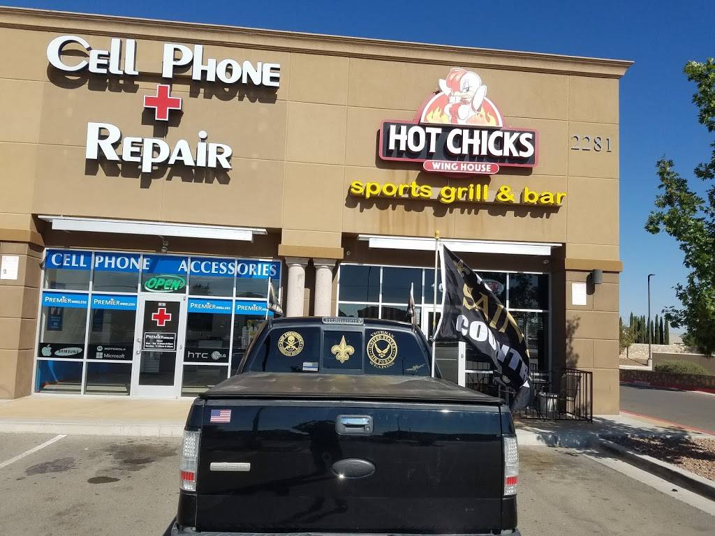Hot Chicks Wing House | restaurant | 2281 N Zaragoza Rd, El Paso, TX 79938, USA | 9158567991 OR +1 915-856-7991