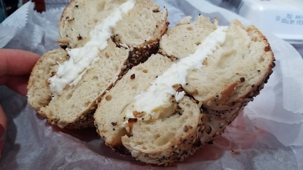 Brothers Deli & Bagel | restaurant | 7105 Fort Hamilton Pkwy, Brooklyn, NY 11228, USA | 7186800582 OR +1 718-680-0582