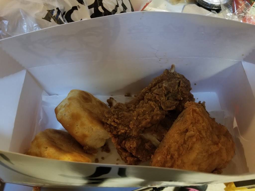 KFC | restaurant | 3132 Mansfield Hwy, Fort Worth, TX 76119, USA | 8175312311 OR +1 817-531-2311