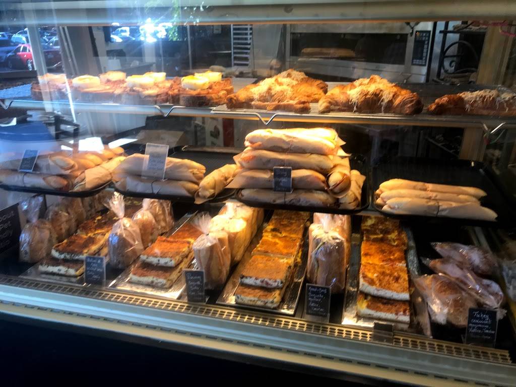 Lafayette Bakery & Cafe | bakery | 3659 The Barnyard Suite E22, Carmel-By-The-Sea, CA 93923, USA | 8319156286 OR +1 831-915-6286