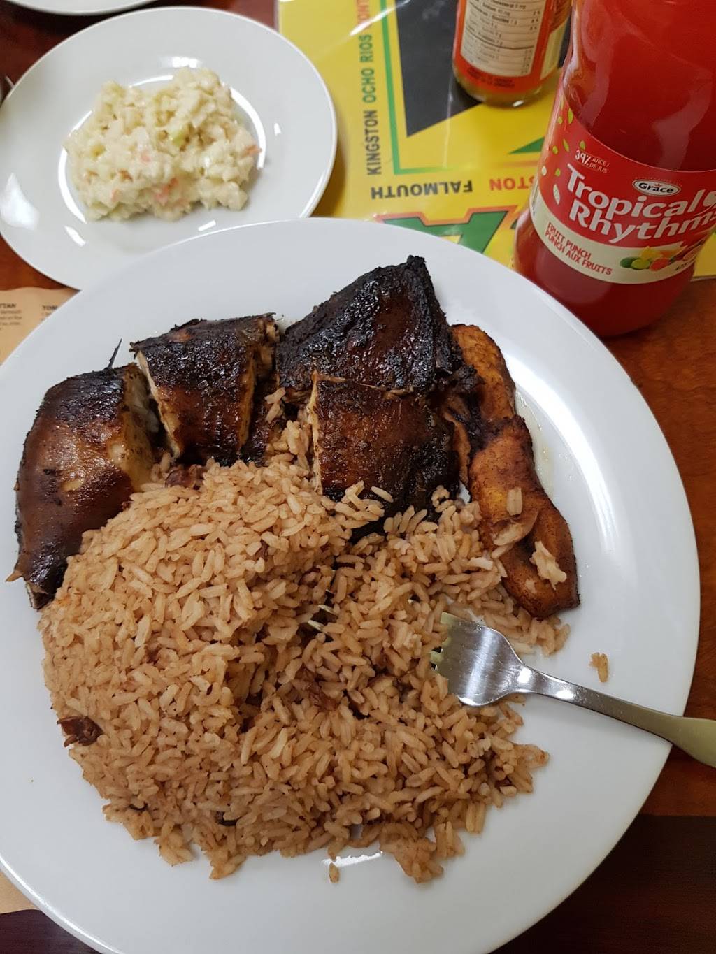 Caribbean Sizzle | restaurant | 427 George St N, Peterborough, ON K9H 3R4, Canada | 7057439320 OR +1 705-743-9320