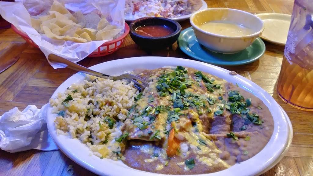 Carmelas Mexican Restaurant | restaurant | 1203 S, US-69, Nederland, TX 77627, USA | 4097290760 OR +1 409-729-0760