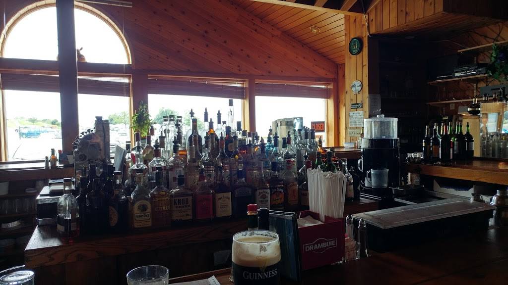 Old Dock Inn | restaurant | 798 Old Dock Rd, Kings Park, NY 11754, USA | 6312694118 OR +1 631-269-4118