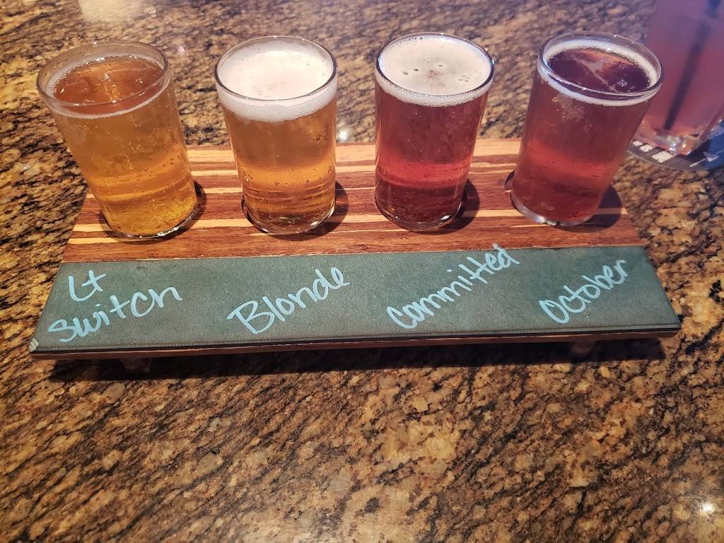 BJs Restaurant & Brewhouse | restaurant | 7960 E Kellogg Dr N, Wichita, KS 67207, USA | 3166870250 OR +1 316-687-0250