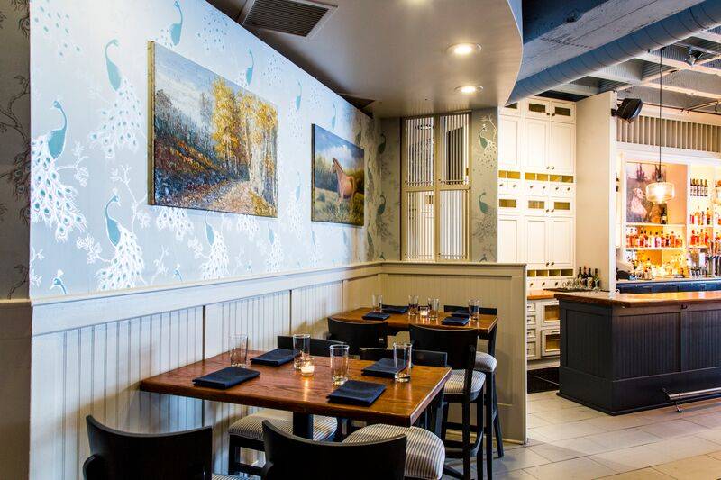 Drawl Southern Cookhouse & Whiskey Room | restaurant | 2423 N Clark St, Chicago, IL 60614, USA | 7736878111 OR +1 773-687-8111