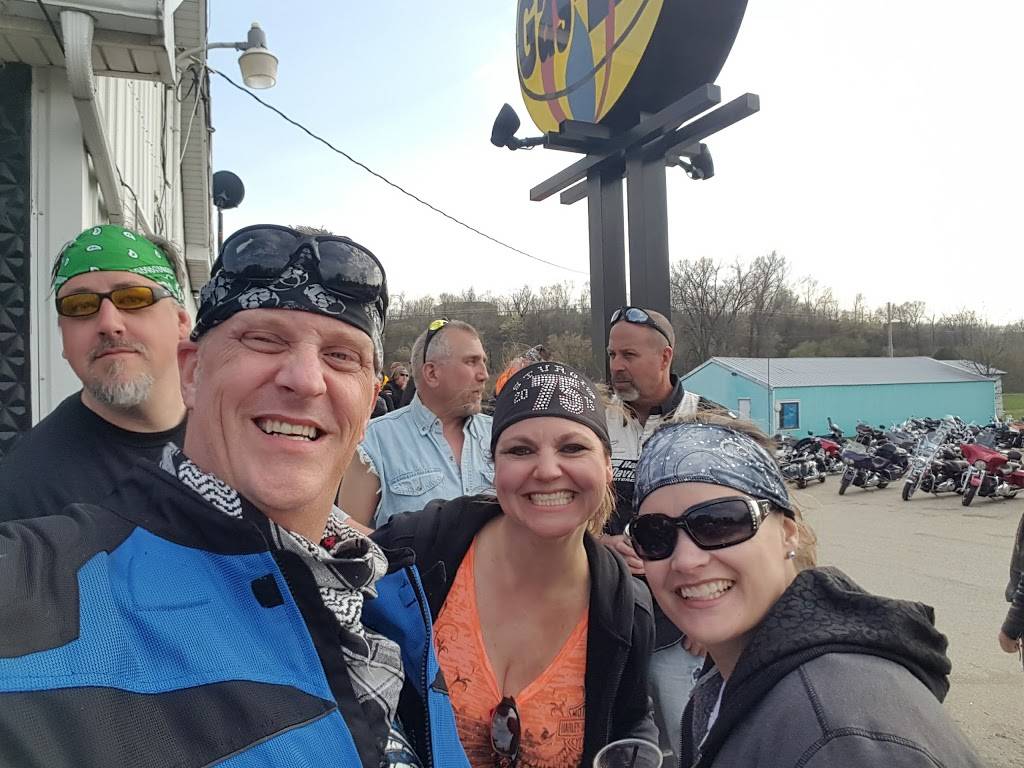 GasLite Bar and Grill | restaurant | W8945 US-10, Ellsworth, WI 54011, USA | 7152734839 OR +1 715-273-4839