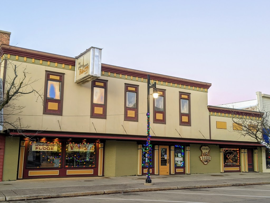 Golden Brown Bakery, Inc. | bakery | 421 Phoenix St, South Haven, MI 49090, USA | 2696373418 OR +1 269-637-3418