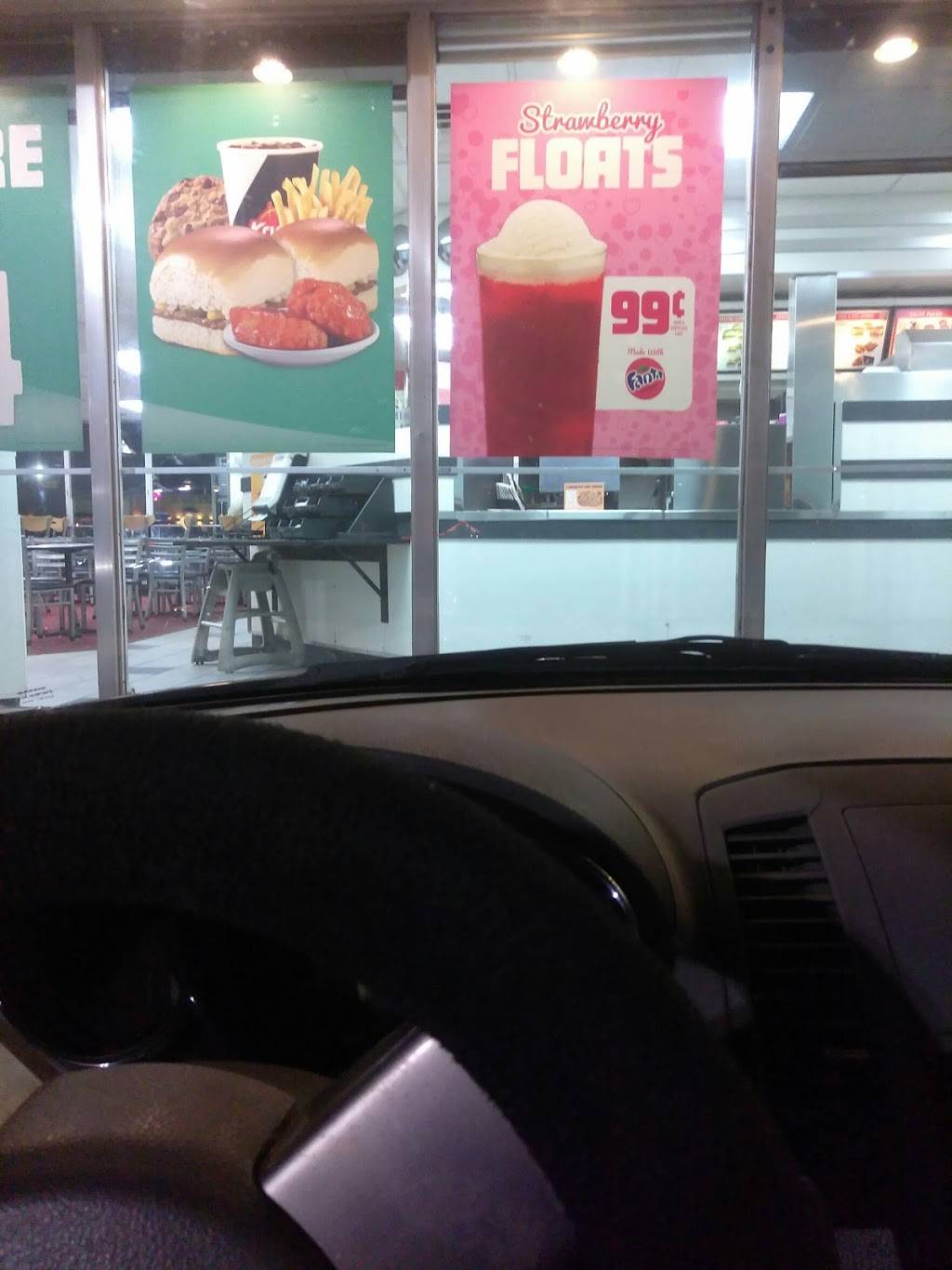 Krystal | meal takeaway | 3446 Victory Dr, Columbus, GA 31903, USA | 7066870176 OR +1 706-687-0176