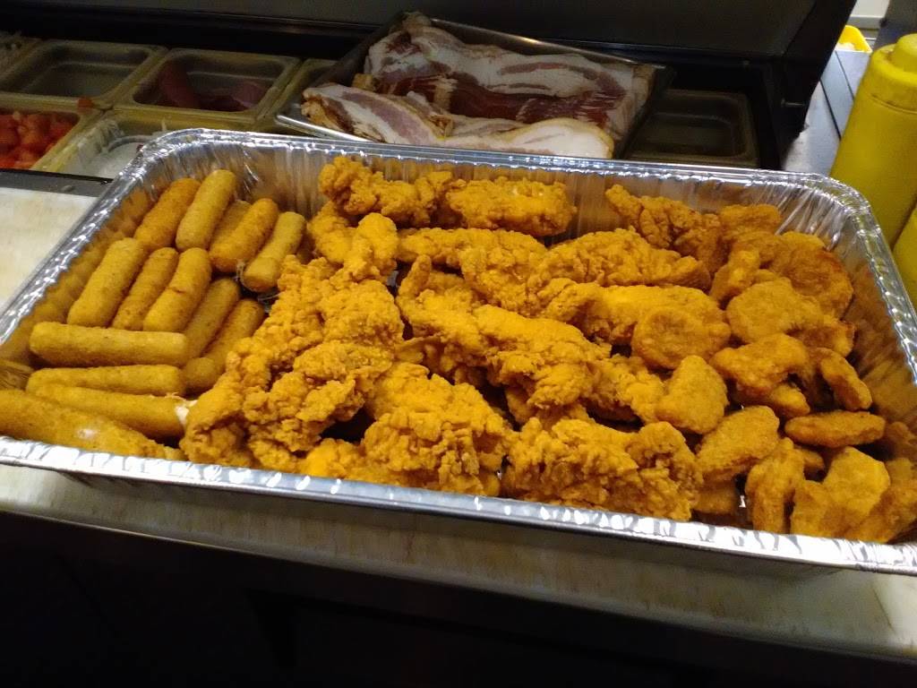 Teddy’s Place | restaurant | 5 W 25th St, Bayonne, NJ 07002, USA | 2013397819 OR +1 201-339-7819