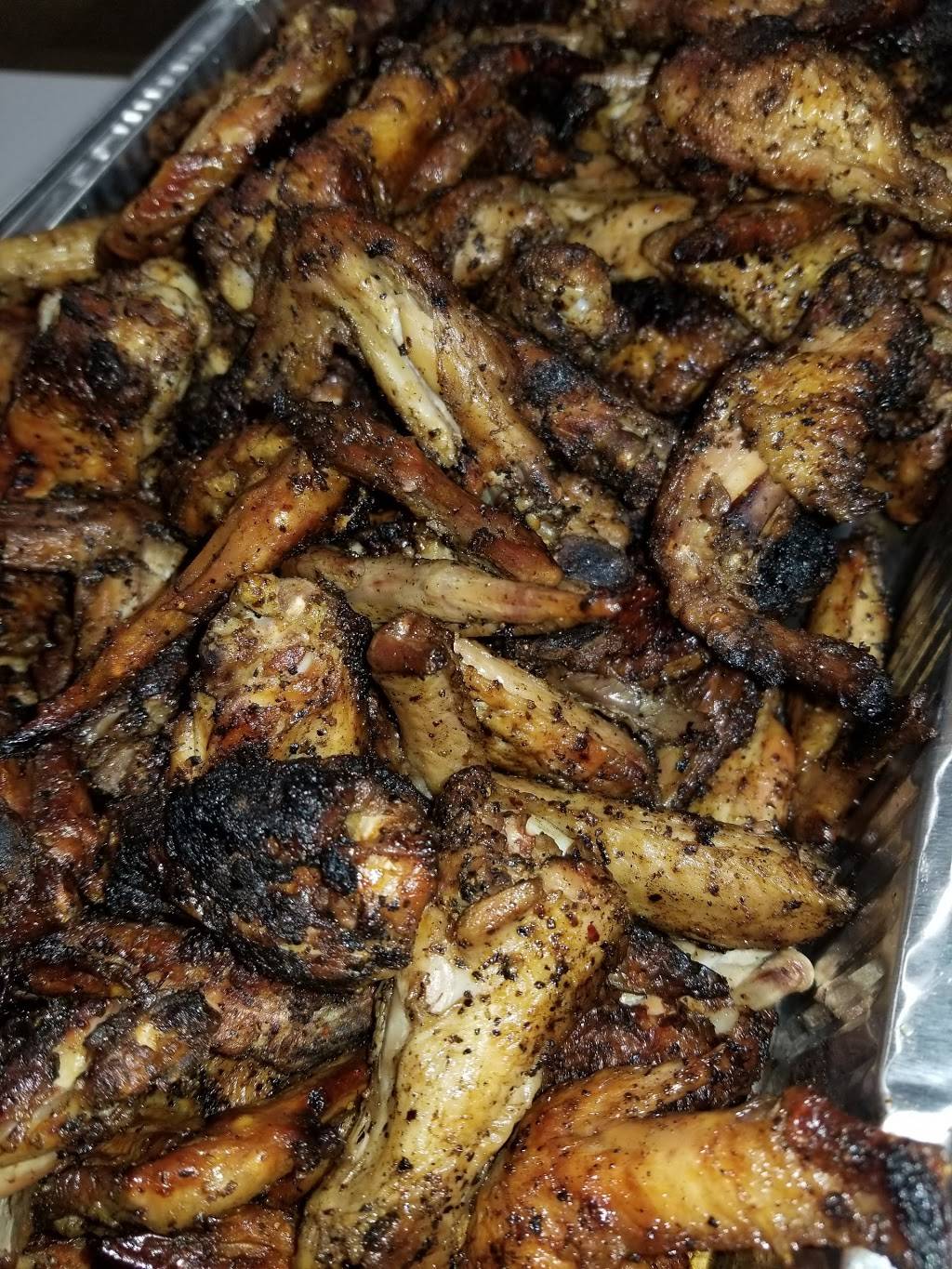 Dirty Glove Midwest BBQ LLC | restaurant | 1716 W Howard Ln, Austin, TX 78728, USA | 5122226982 OR +1 512-222-6982