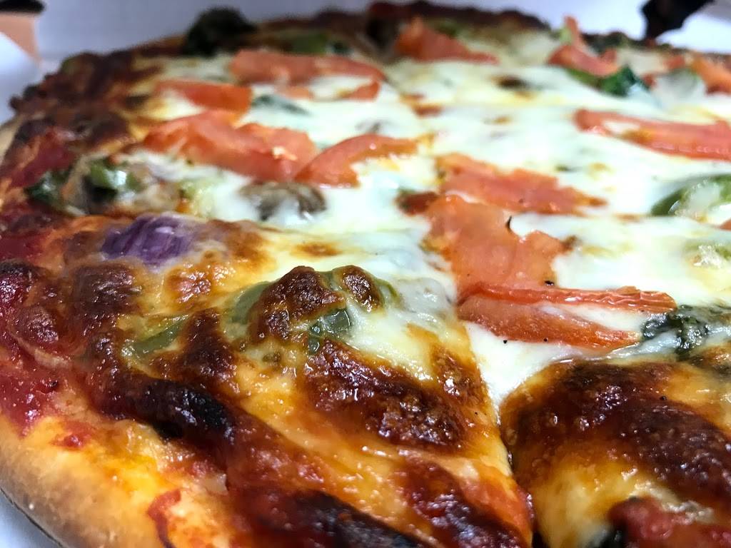 Chelys Pizza | restaurant | 2235 S Laramie Ave, Cicero, IL 60804, USA | 7087807330 OR +1 708-780-7330