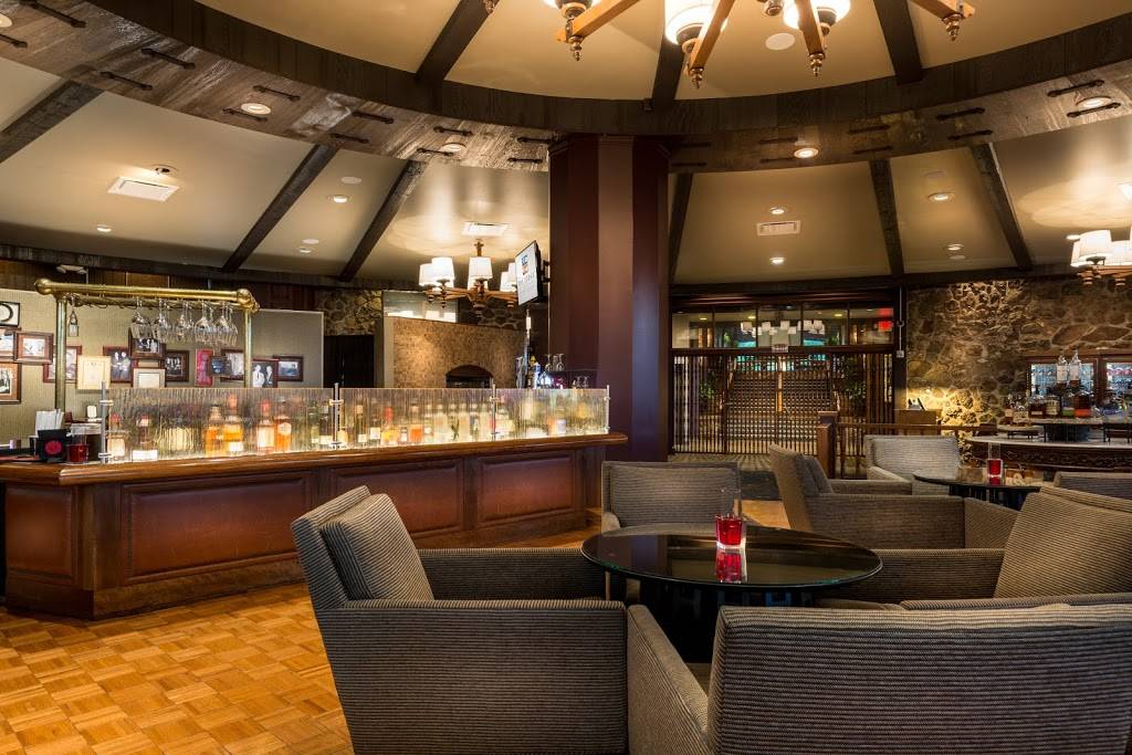 HKs Restaurant and Bar | restaurant | 315 Four Seasons Dr, Lake Ozark, MO 65049, USA | 5733658509 OR +1 573-365-8509