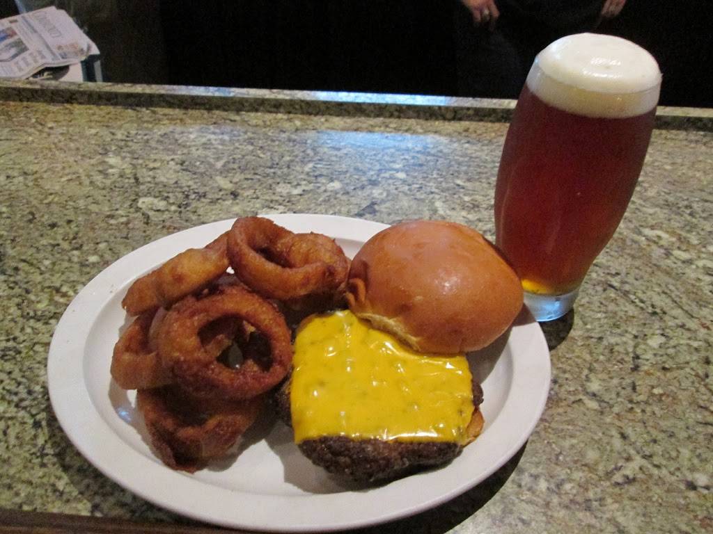 Duffys Grill | restaurant | 231 Darrow Rd, Akron, OH 44305, USA | 2344258204 OR +1 234-425-8204