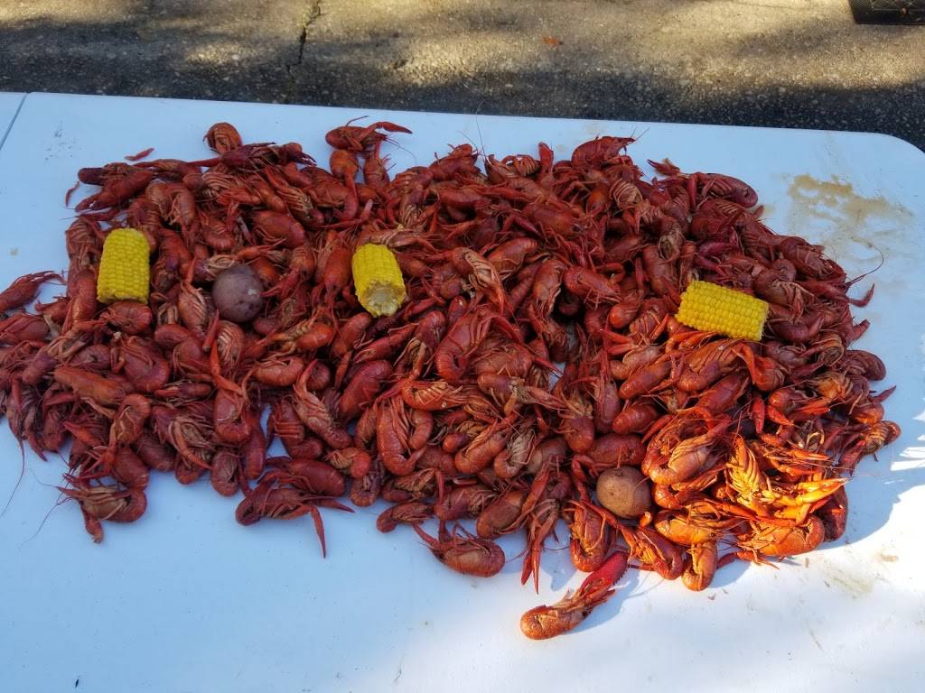 The Crawfish Spot | restaurant | 1899 W Pinhook Rd, Lafayette, LA 70508, USA | 3372378533 OR +1 337-237-8533