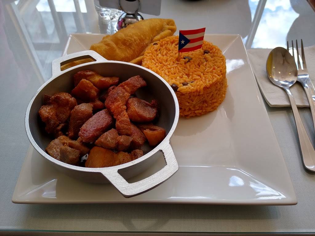 Borinquen Restaurant & Cafe | bakery | 112 Stoughton St, Dorchester, MA 02125, USA | 6172822500 OR +1 617-282-2500