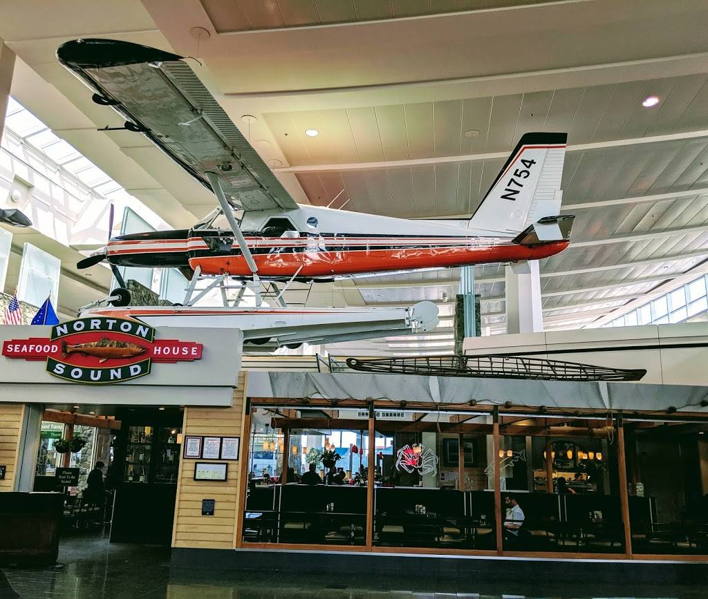 Norton Sound Seafood House | restaurant | 5000 W International Airport Rd, Anchorage, AK 99502, USA | 9072434331 OR +1 907-243-4331