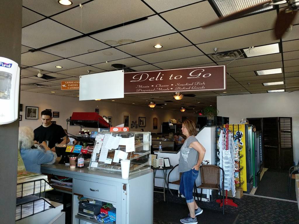 Moish & Itzys Deli Restaurant | restaurant | 21 Summit Square Ctr, Langhorne, PA 19047, USA | 2158604601 OR +1 215-860-4601