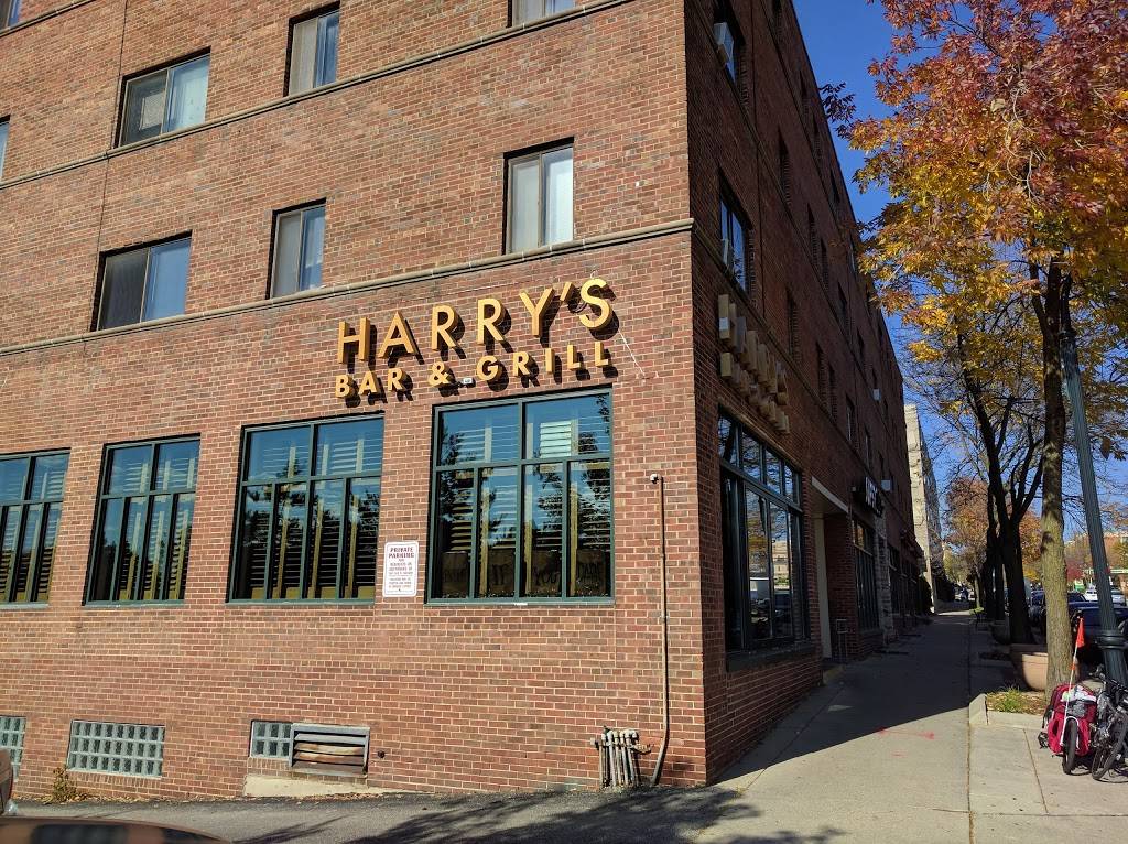 Harrys Bar and Grill | restaurant | 3549 N Oakland Ave, Milwaukee, WI 53211, USA | 4149646800 OR +1 414-964-6800