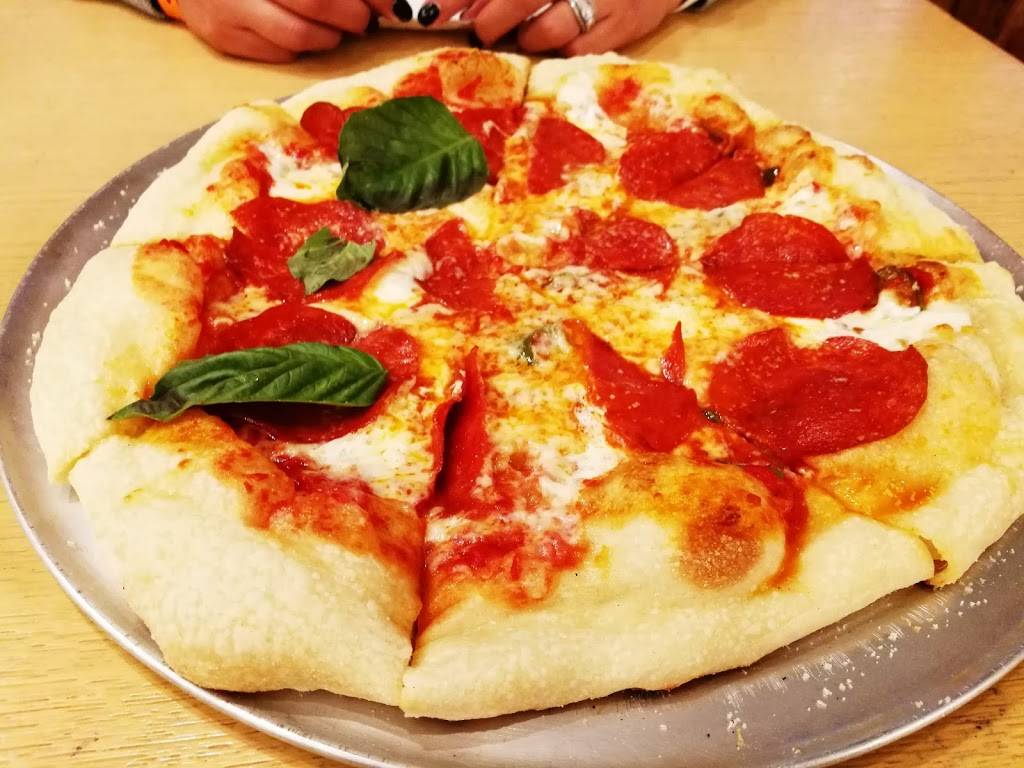 HonDough Pizza Company | restaurant | 1214 18th St, Hondo, TX 78861, USA | 8304260855 OR +1 830-426-0855