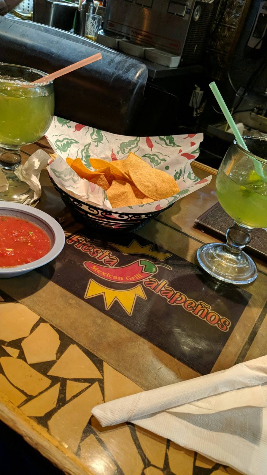 Fiesta Jalapenos | restaurant | 4136 Pearl Rd, Medina, OH 44256, USA | 3307239896 OR +1 330-723-9896