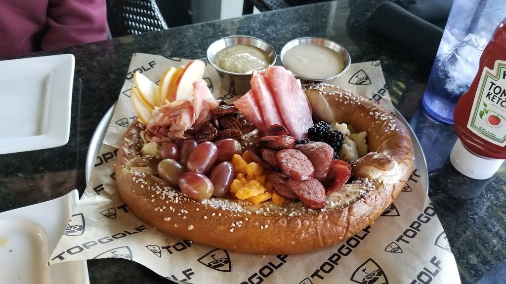 Topgolf | restaurant | 5539 N Loop 1604 W, San Antonio, TX 78249, USA | 2102022694 OR +1 210-202-2694