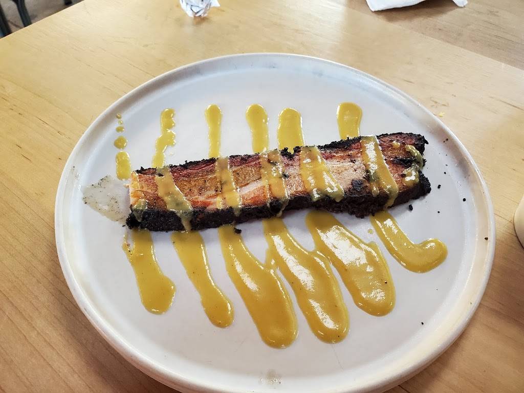 Hometown Barbecue | restaurant | 1200 NW 22nd St #100, Miami, FL 33142, USA | 3053964551 OR +1 305-396-4551