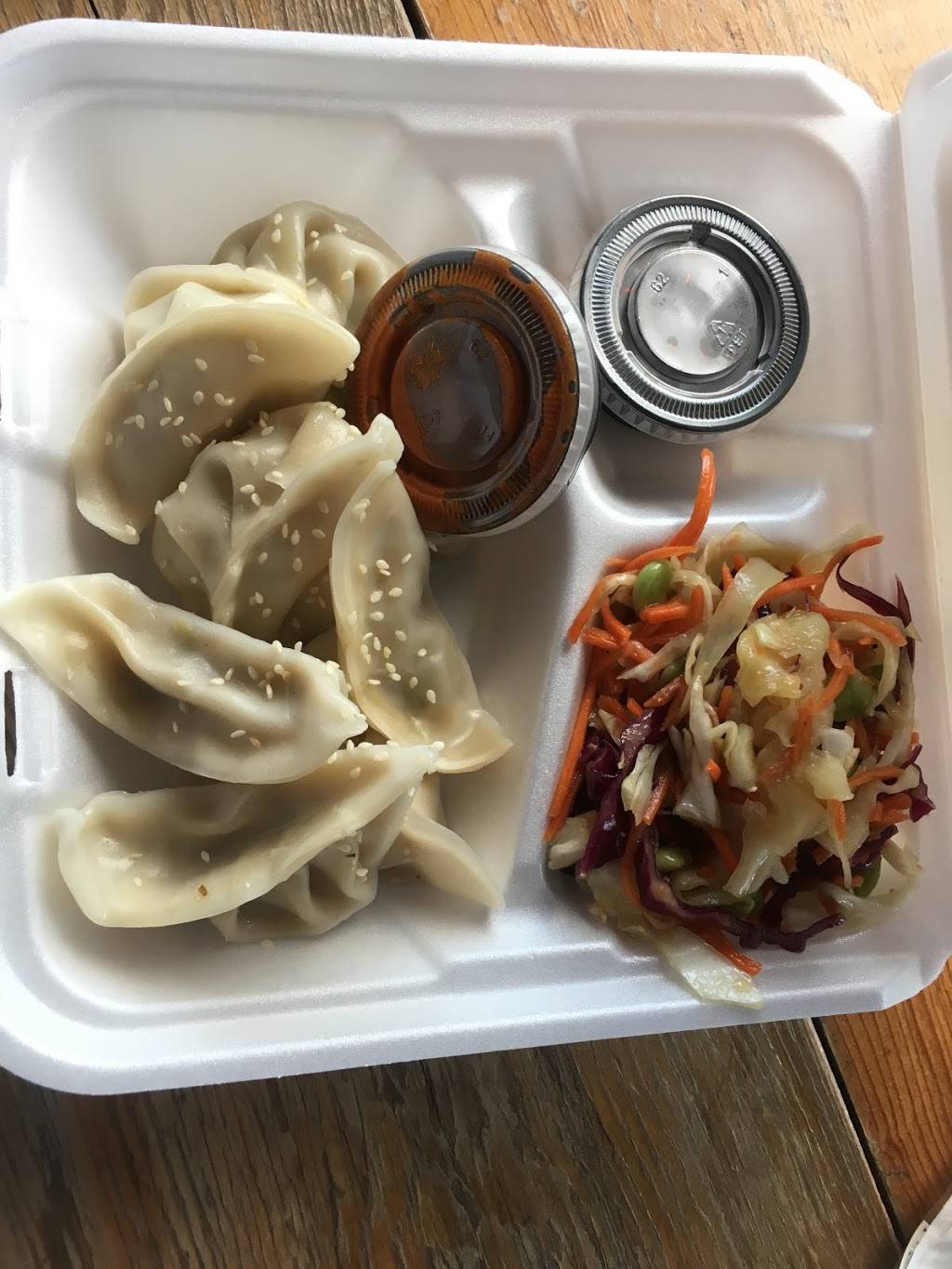 Momo Truck | restaurant | 3500 Latrobe Dr, Charlotte, NC 28211, USA | 7044485580 OR +1 704-448-5580