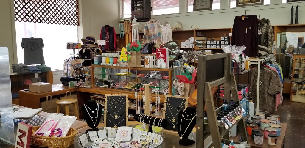 Pickens Store & Restaurant | restaurant | 122 Pickens Rd, Pickens, AR 71662, USA | 8703825266 OR +1 870-382-5266