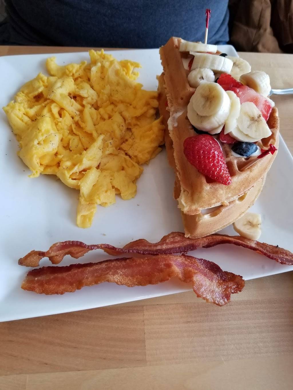 Flappys Pancake House | cafe | 131 W Dundee Rd, Buffalo Grove, IL 60089, USA | 8477778932 OR +1 847-777-8932