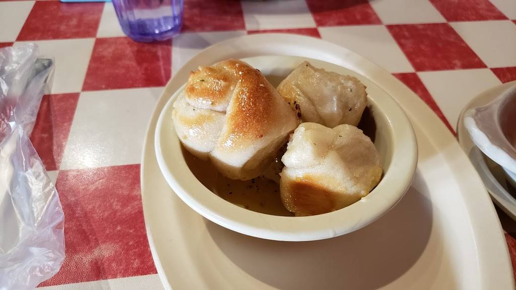 Lonnie Tants Italia Pizza Cafe | restaurant | 1306 Goodman Rd E Suite 101, Southaven, MS 38671, USA | 6625360511 OR +1 662-536-0511