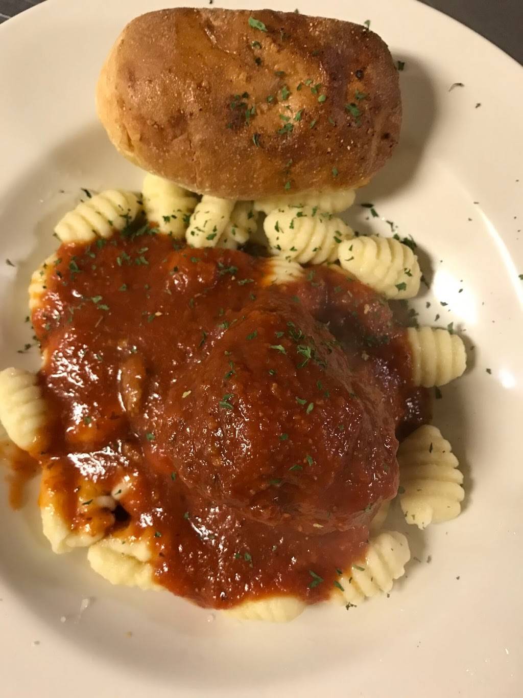 Frank Os Sports Bar & Grill | restaurant | 201 Baughman Ave, Jeannette, PA 15644, USA | 7245236900 OR +1 724-523-6900