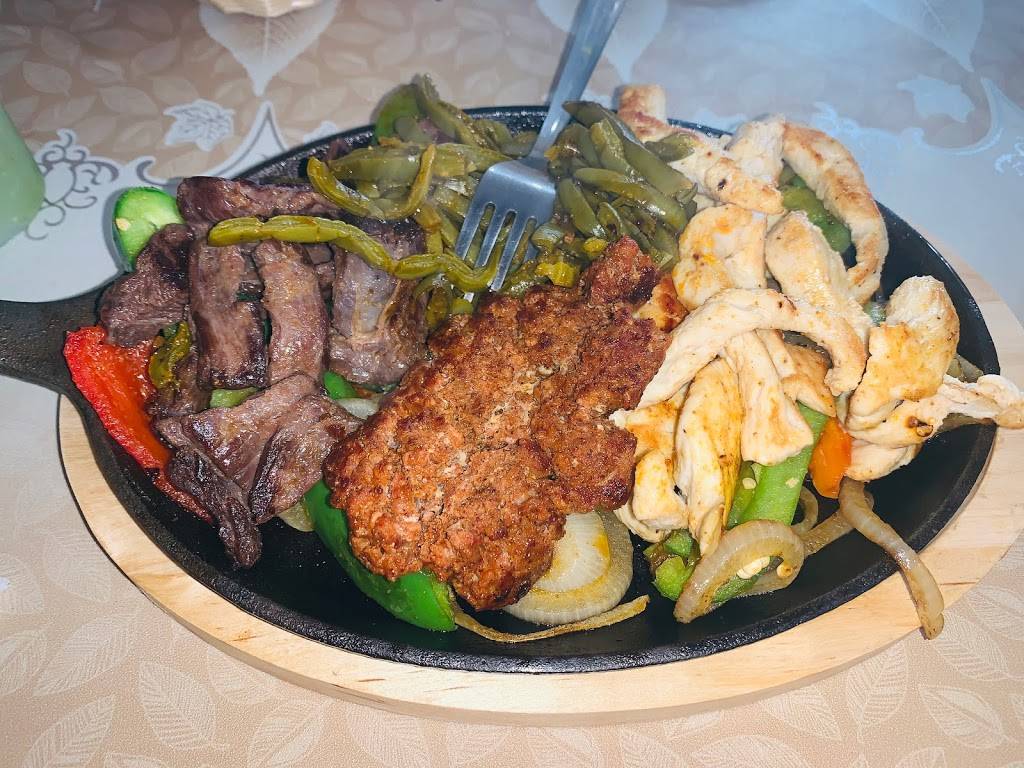 4 Caminos restaurant | restaurant | 1703 N Pulaski Rd, Chicago, IL 60639, USA | 7734941718 OR +1 773-494-1718