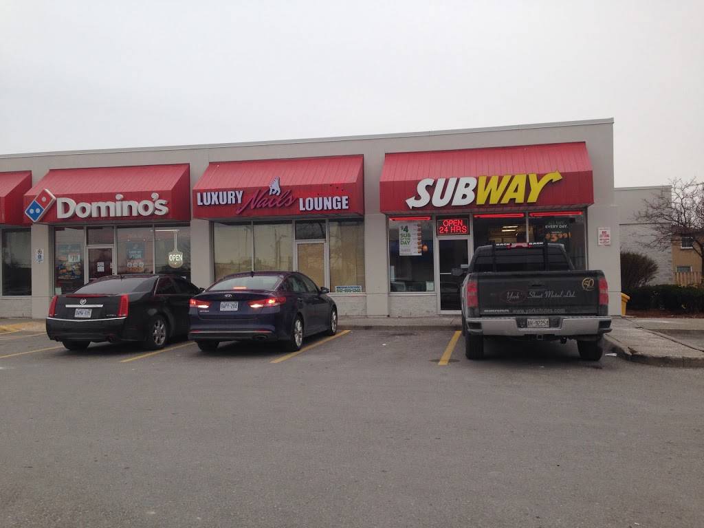 Subway | meal takeaway | 6 Harwood Ave SW, Ajax, ON L1S 7L8, Canada | 9056864010 OR +1 905-686-4010