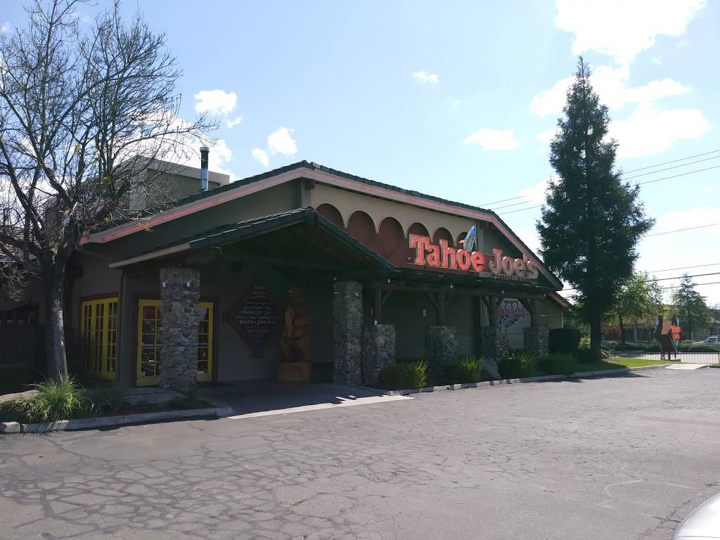 Tahoe Joes | restaurant | 7006 N Cedar Ave, Fresno, CA 93720, USA | 5592999740 OR +1 559-299-9740