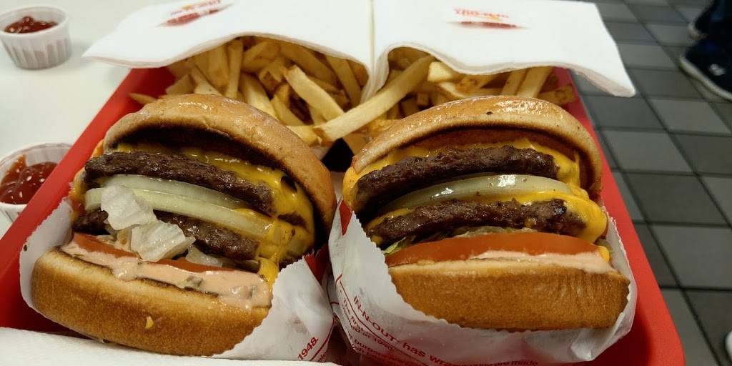 In-N-Out Burger | restaurant | 260 Washington St, Daly City, CA 94015, USA | 8007861000 OR +1 800-786-1000