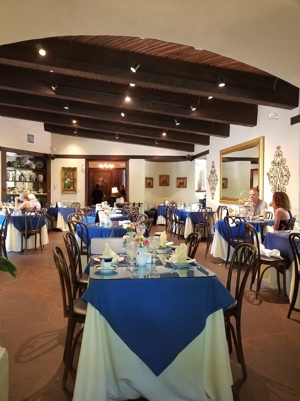 Restaurant Degolyer | restaurant | 8525 Garland Rd, Dallas, TX 75218, USA | 2145156610 OR +1 214-515-6610