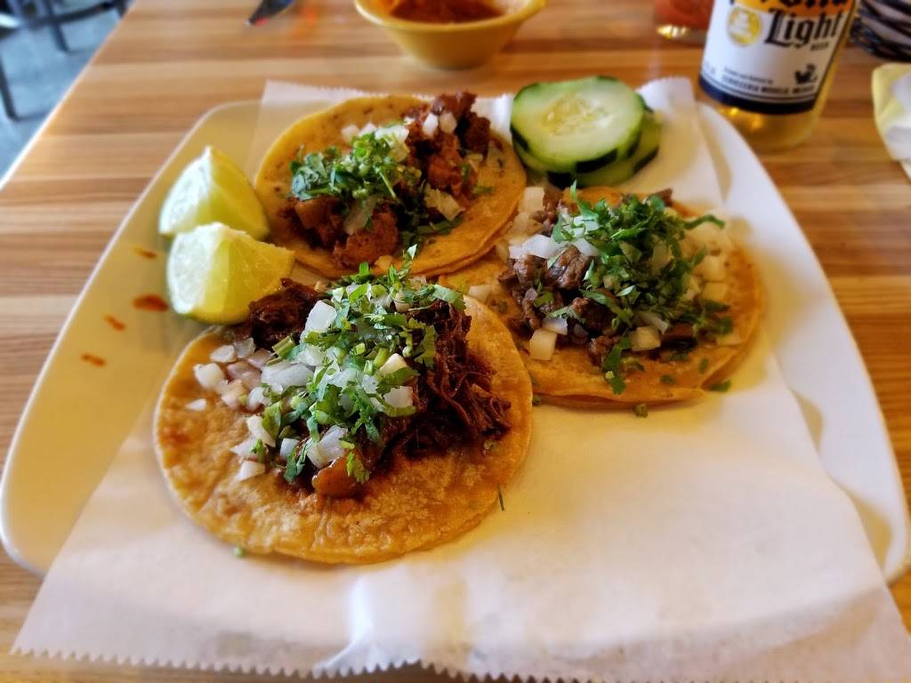 Veracruz Mexican Grill - Tacos - Catering - Beer/Wine/Cocktails | restaurant | 3108 Price Ave, Cincinnati, OH 45205, USA | 5132441757 OR +1 513-244-1757